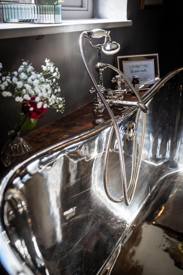 The Barth Room At Cheshire Boutique Barns นันท์วิช ภายนอก รูปภาพ